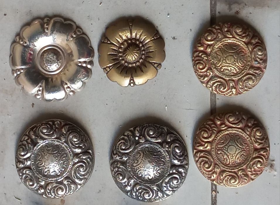 Puxadores de armários antigos