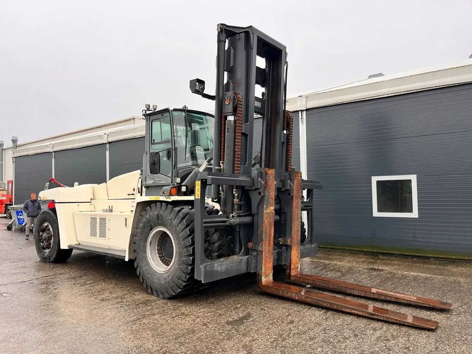 Дизельний навантажувач KALMAR DCG330-12LB 33 тонни