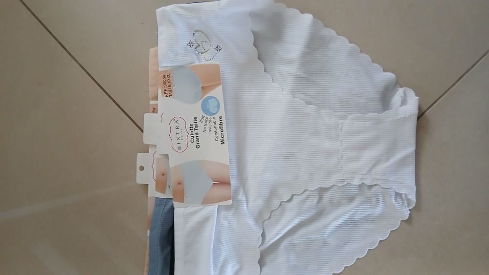 4 sztuki majtki  nowe