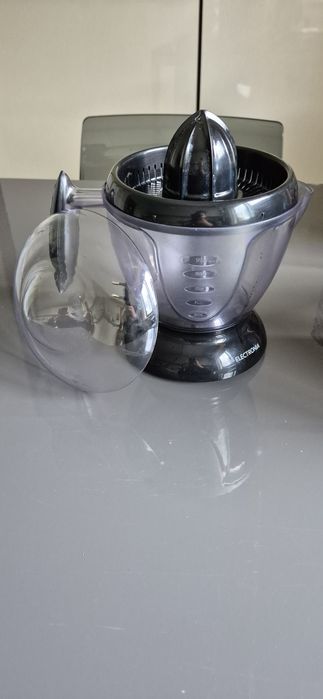 Espremedor de citrinos