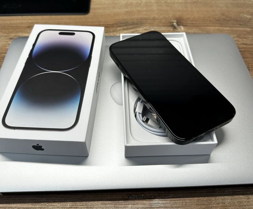 Iphone 14 Pro na 256GB, 93% Bateria Black