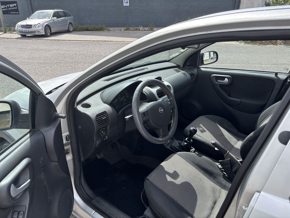 Opel Corsa — fotografia 8