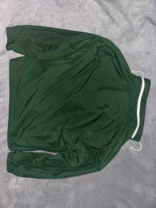 Wiatrowka z Lacoste