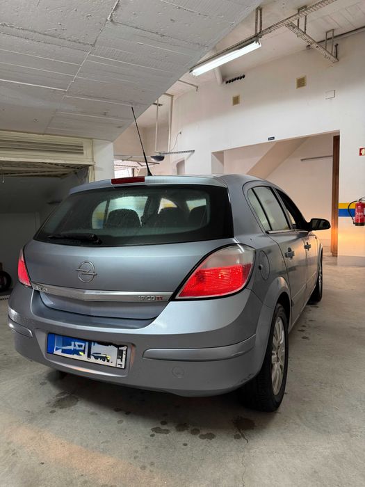 Opel Astra 1.7CDTI COSMO Nacional