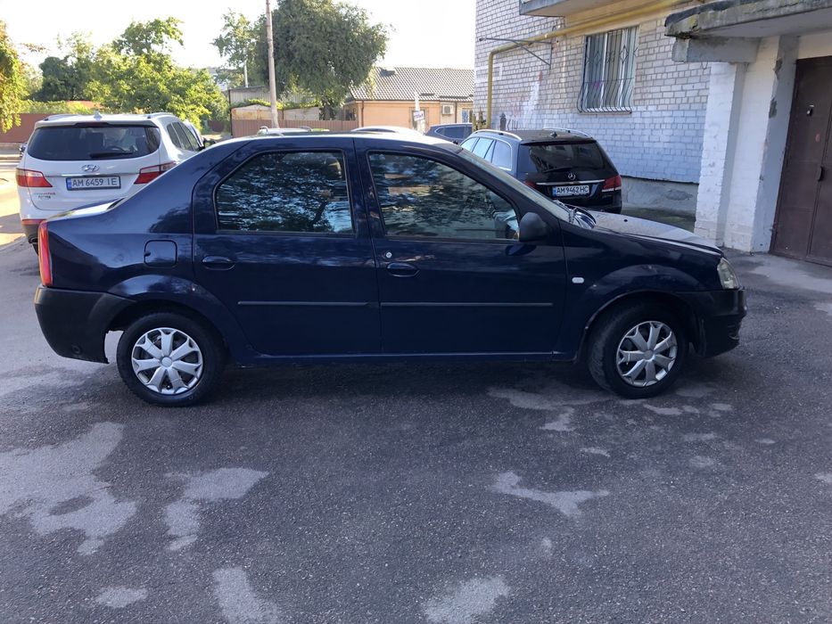 DACIA LOGAN на полном ходу