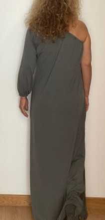 Vestido uma manga e comprido M