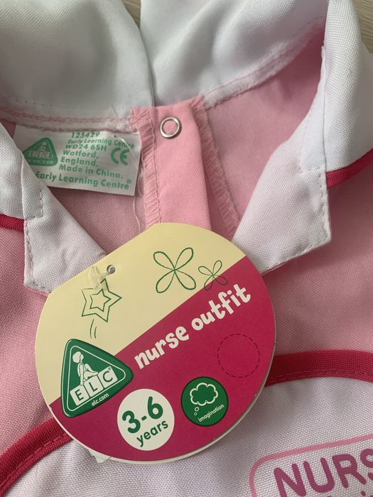 Костюми для дівчат