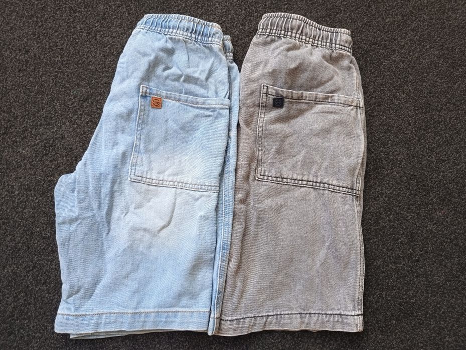 Spodenki dwie pary 152 i 158