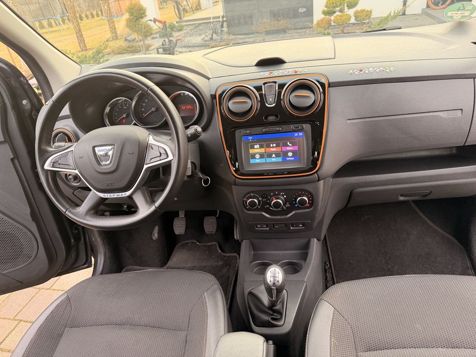 Dacia lodgy stepway 2017 rok 1.2 benzyna swiezo sprowadzony super stan