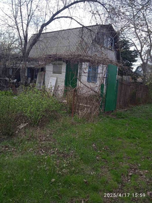 Продам дачу в  Гарьевке.пгт. Златопиль