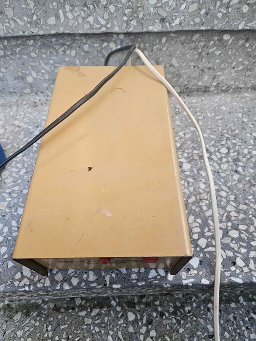 Regulator napięcia Zatra