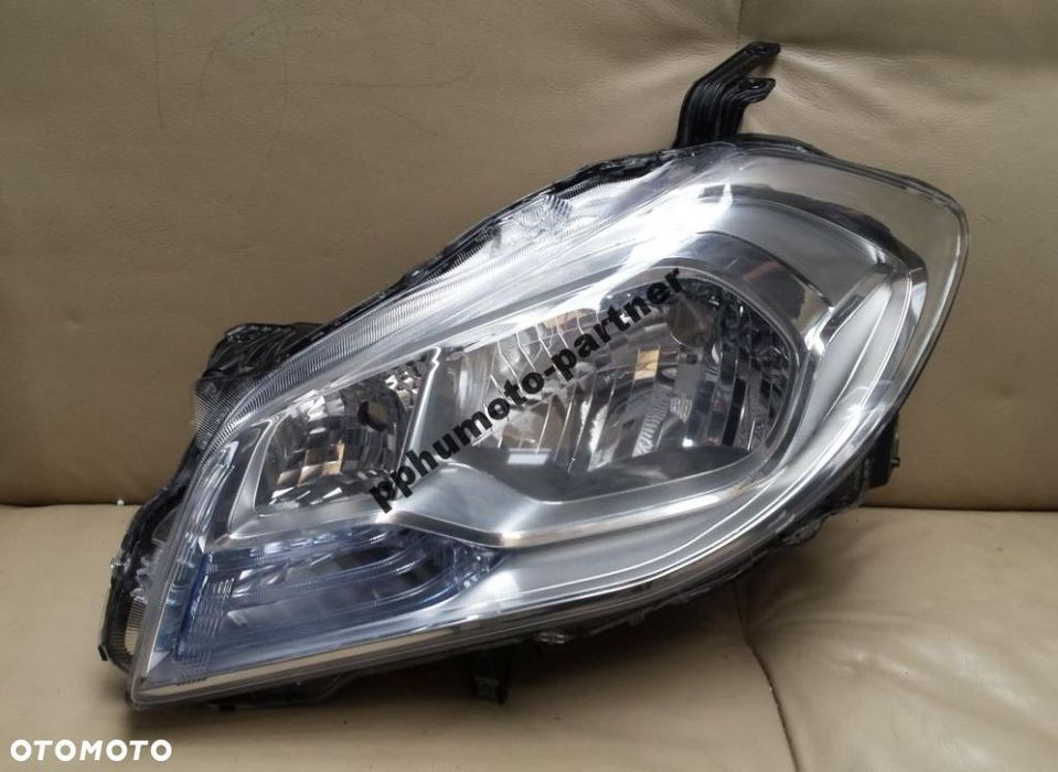 Reflektor lewy lampa lewa Suzuki SX4 SX-4 S-Cross