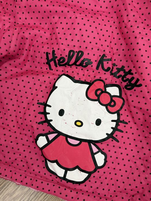 Różowa wiatrówka hello kitty 86-92