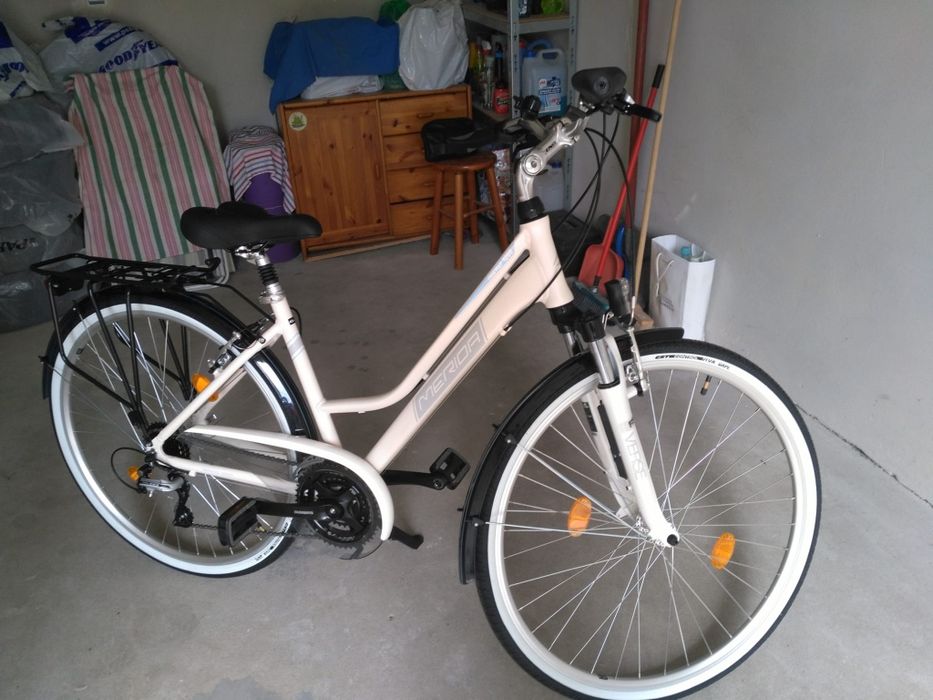Rower damski Merida 28" – trekkingowy/miejski, bardzo dobry stan