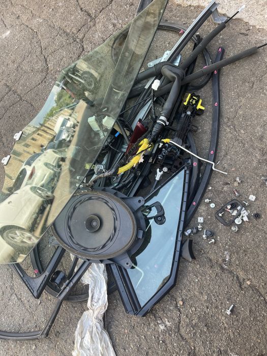 Продам начинку дверей субару форестер