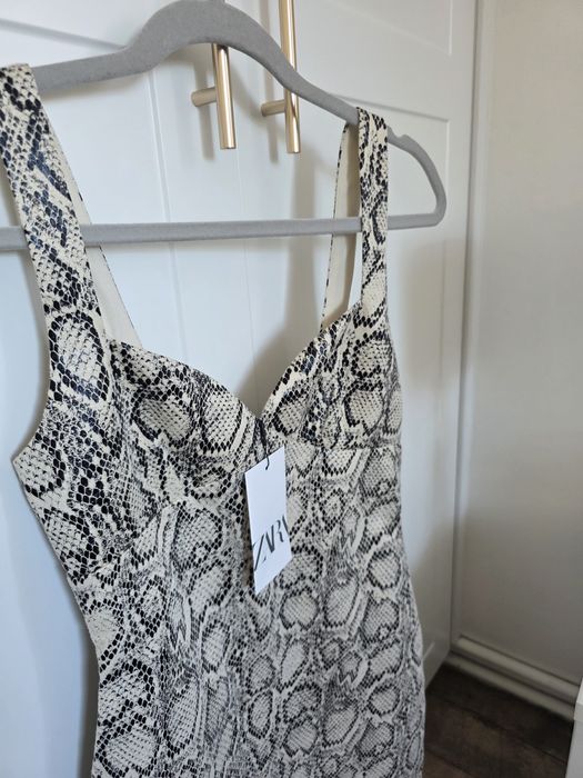 Nowa sukienka mini, Zara XS