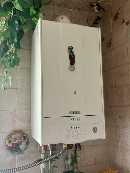 3-кімнатна квартира, вул. Лавреньова, біля ринку, 2/10, з автономкою