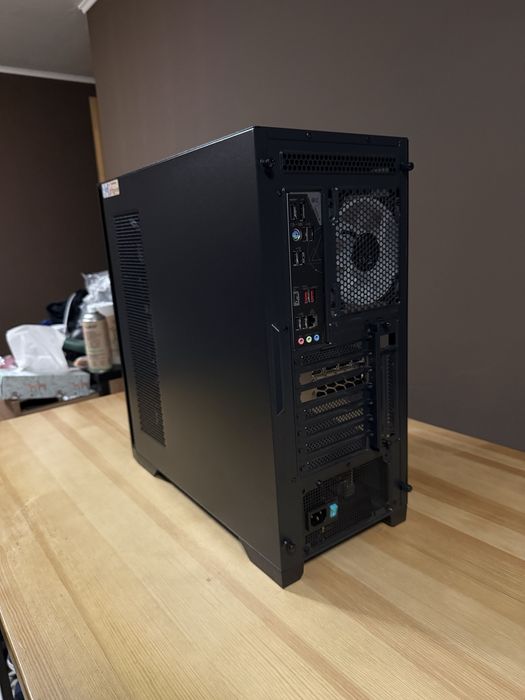 Komputer RTX 5060 ti 16GB | AMD Ryzen 5 7500F TRAY | 32 GB RAM DDR5