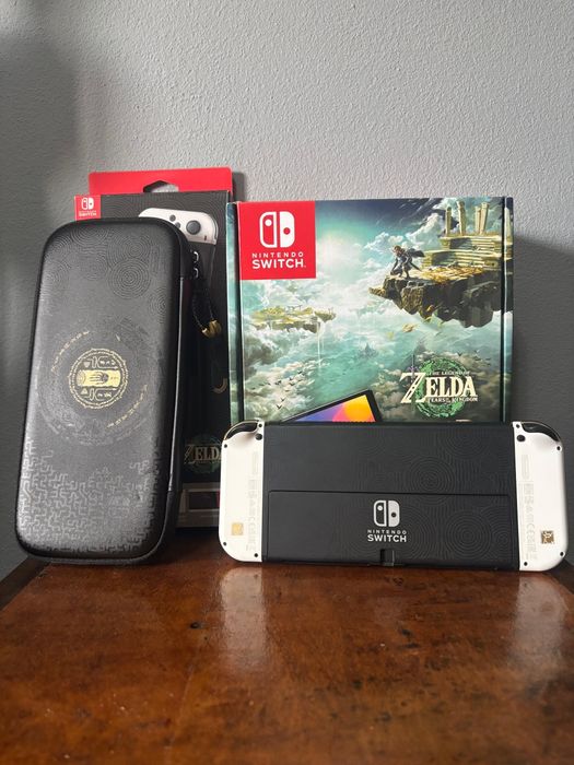 NINTENDO SWITCH OLED Zelda Limited Edition NOVO+ Oficial Case