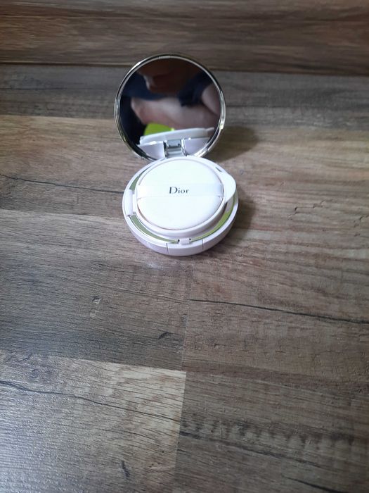 Pudełko Po Podkładzie Dior