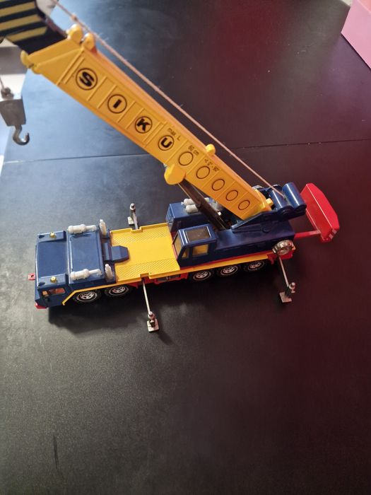 Гідравлічний кран Siku 4010 GERMANY