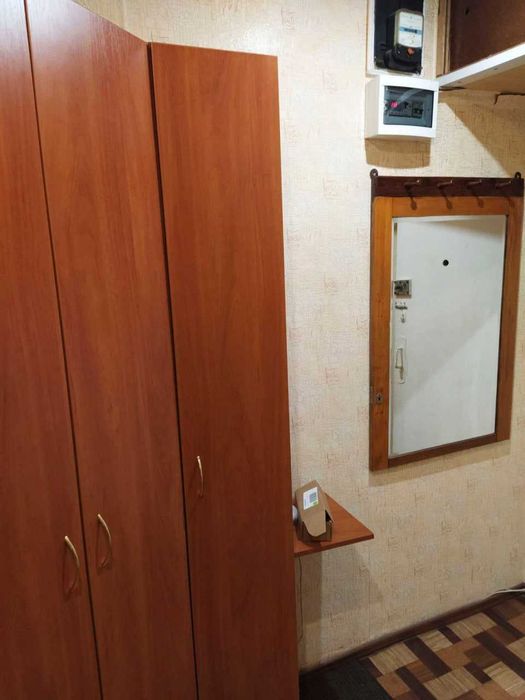 Продам 2к. квартиру, пр Науки, р-н ул. Казакова. Можно безналичный расчет