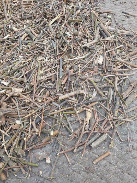 Подрiбнювач гiлок на трактор. Шкiв-120 з транспортером (+запаснi ножi)