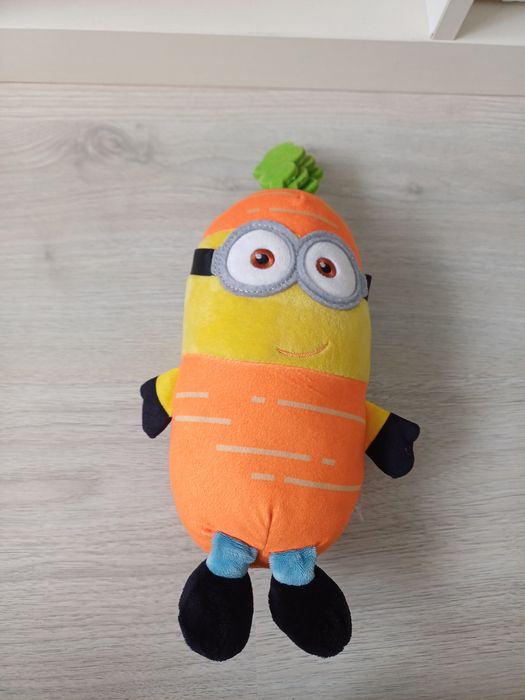 Boneco Minion Cenoura
