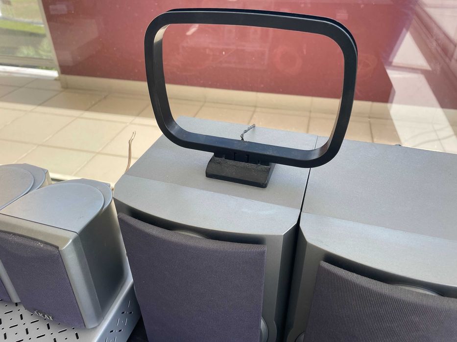 AKAI Home Theater System 5.1 – Liga, mas sem som