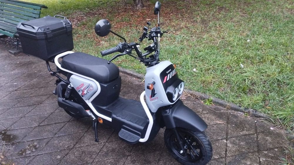 Scooter eletrica Vortex Falcon Bateria removivel