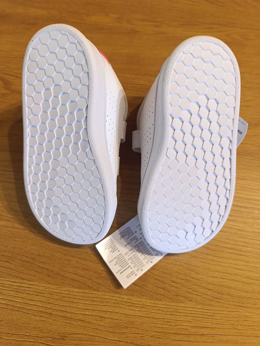 Adidas criança, nunca usadas