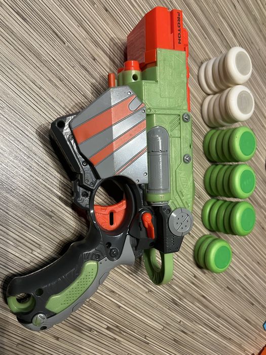 Pistolet Nerf proton vortex plus 28 szt naboje