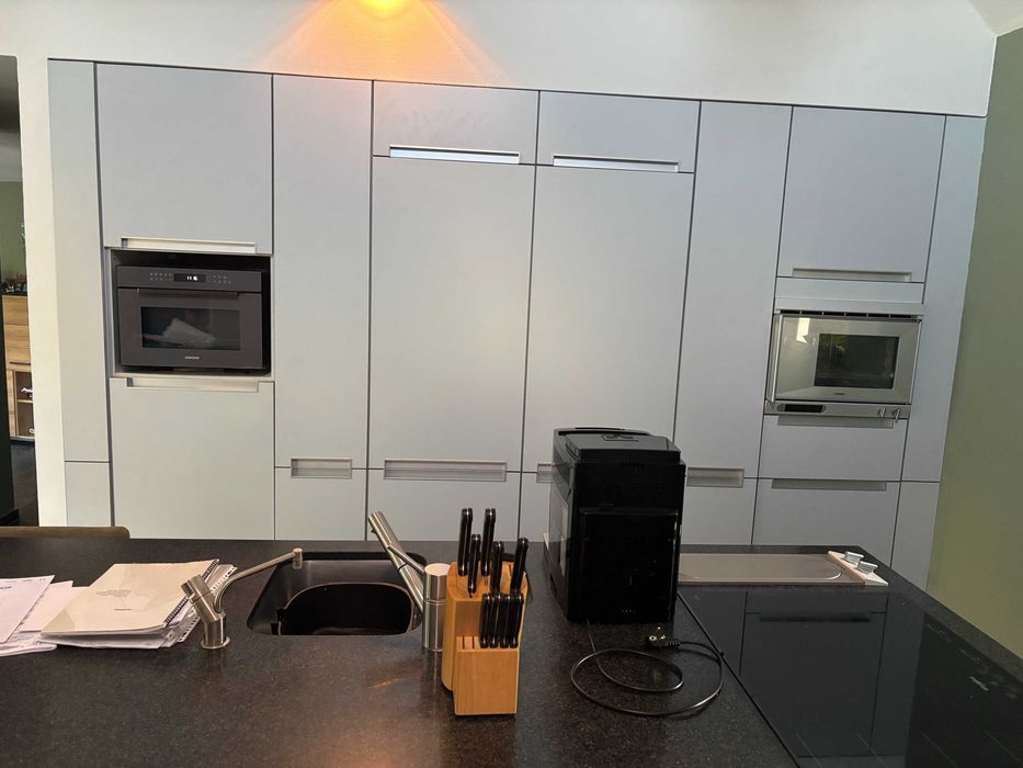 Kuchnia POGGENPOHL z wyspą | Granit | GAGGENAU | QUOOKER | Stan perfekcyjny model SEGMENTO