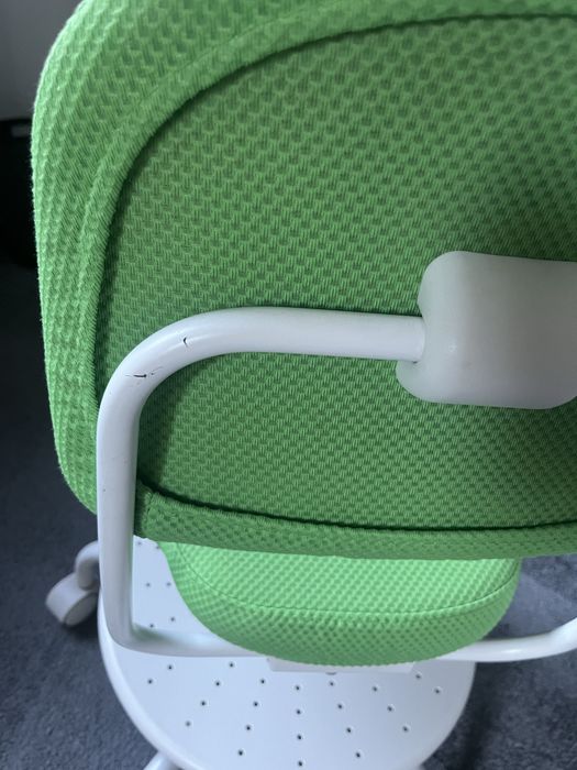 Krzeslo do biurka dla dzieci IKEA VIMUND
