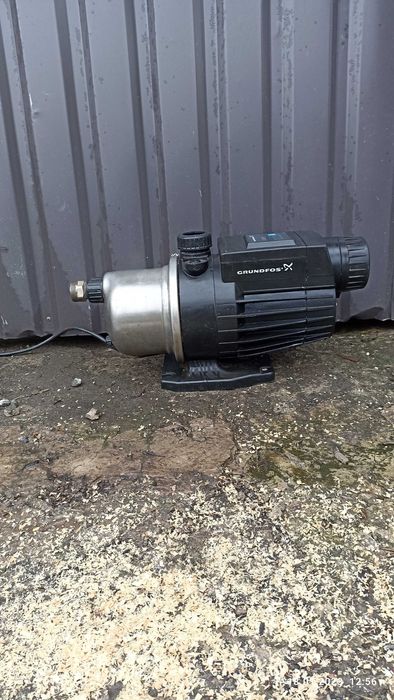 Водяний насос  GRYNDFOS