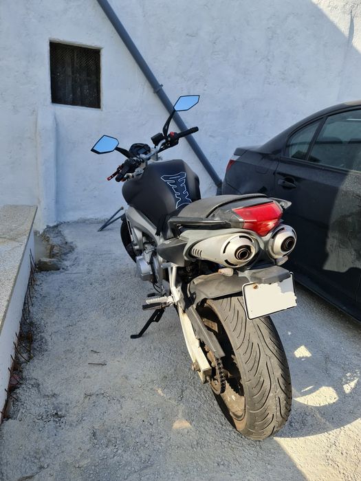 Yamaha fz6 com kit malas