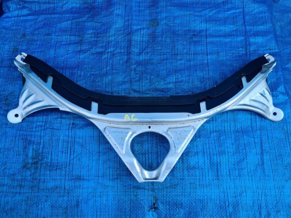 WSPORNIK rozpórka kielichów AUDI A6 A7 C7 oryginał