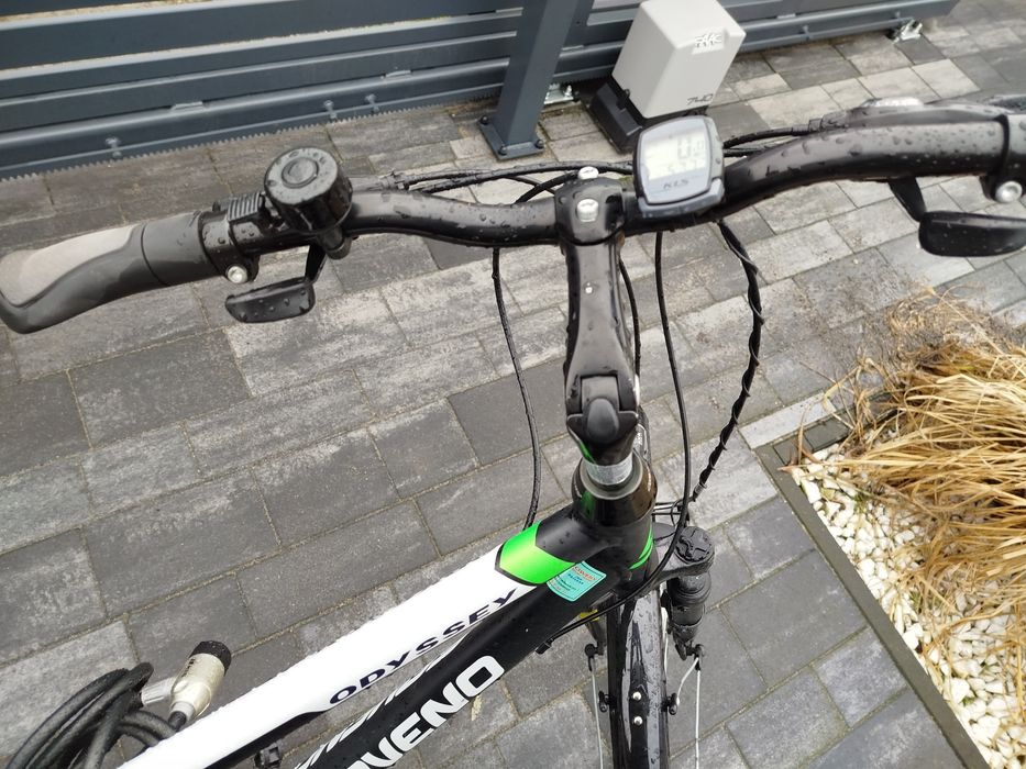 Rower trekingowy Saveno