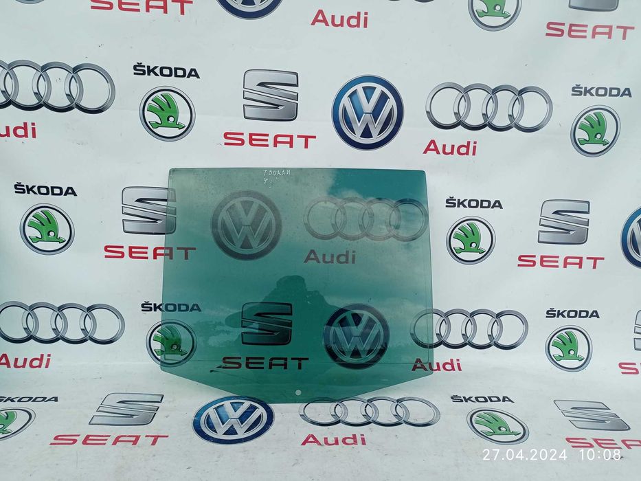 Скло заднє бокове ліве праве Volkswagen Touran Туран 03-10