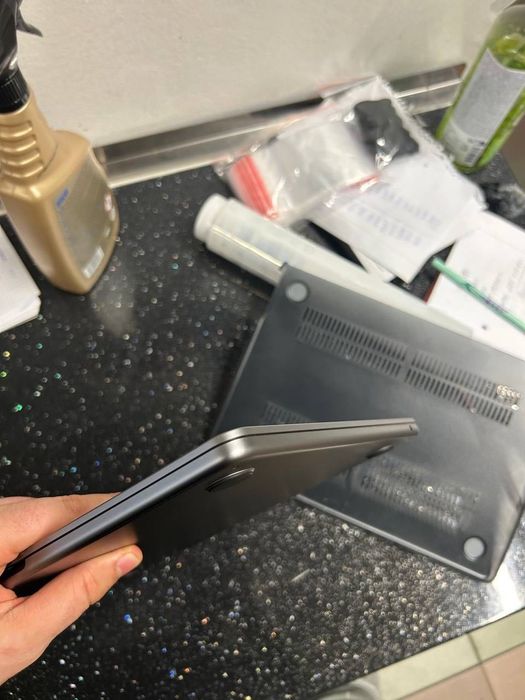 MacBooka Air 13 M2 24 GB