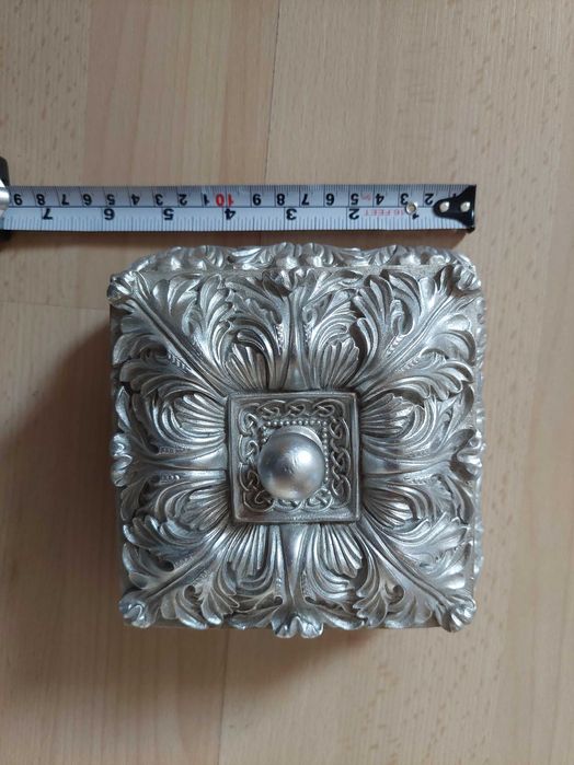 Szkatułka, etui na pierścionki, precjoza