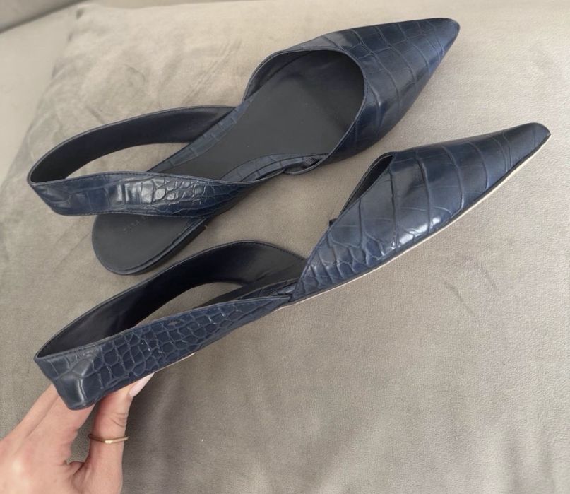 Лофери Zara  нові