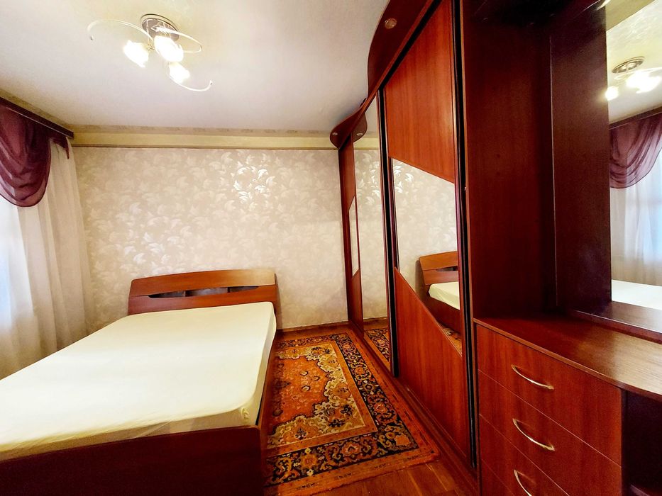 2х.просп.Бажана 9Д.Уютная квартира ,ухоженная.ДЕРЖПРОГРАМИ.