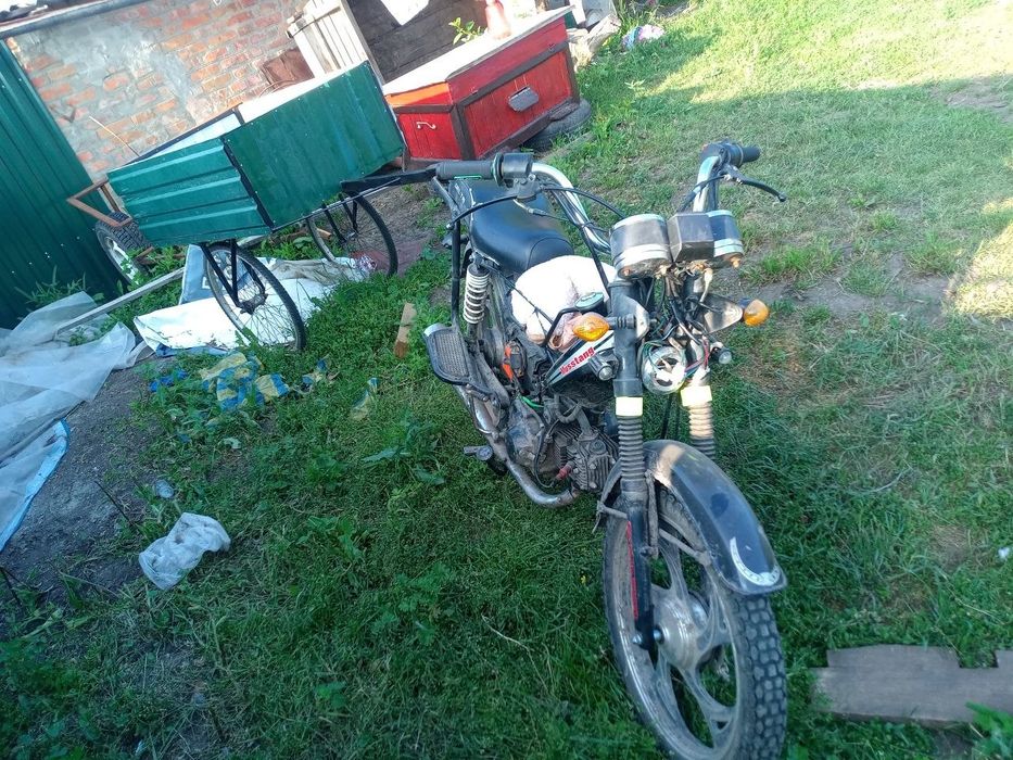 Продам мопед мустанг