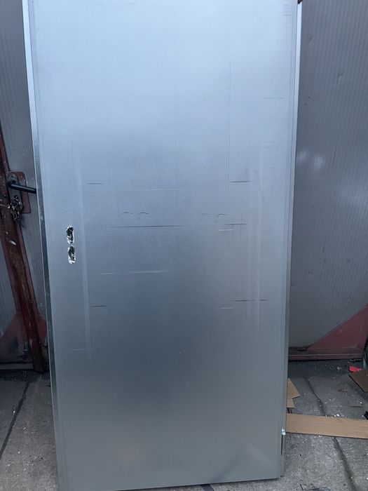 Drzwi stalowe ocynk i malowane 90 kompletne