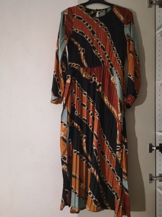 Elegancka sukienka Zara rozm. M