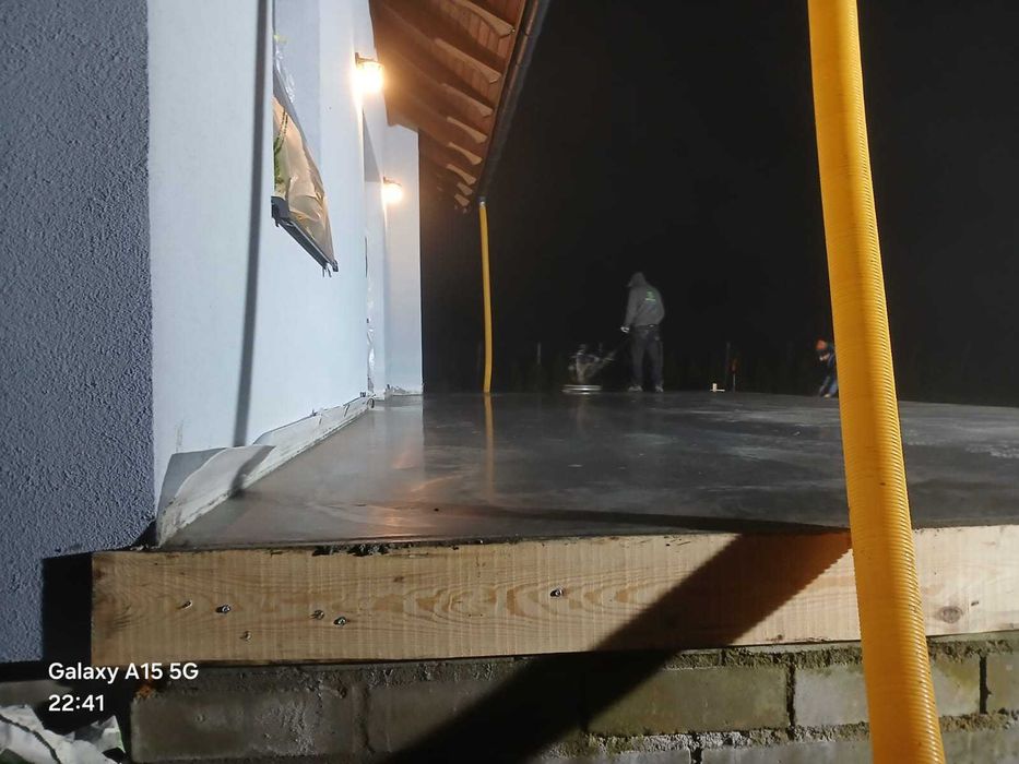 Transport HDS, wywrotka, kontenery, posadzki zacierane, konserwatorUDT