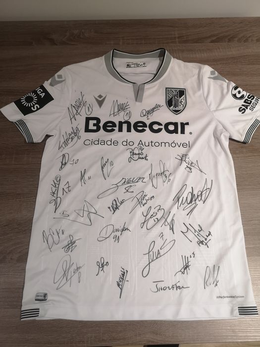Camisola Vitória SC - Época 18/19 Autografada