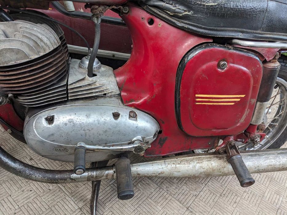 Мотоцикл Ява 354