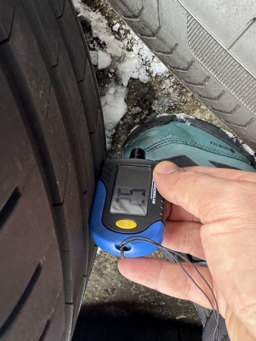 Літні шини літо Good Year 225 50 R17